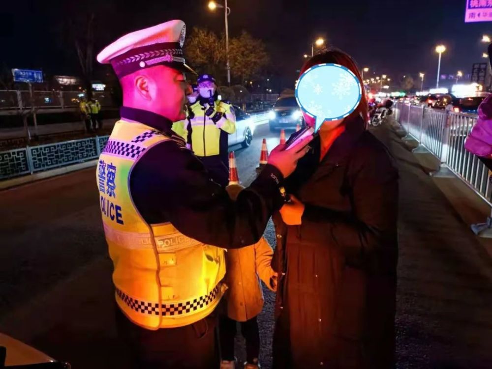 酒精測試儀吹氣多少是酒駕？陽泉一女子沒有飲酒卻被酒檢儀報(bào)警…