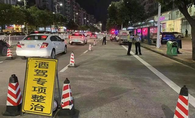 廣東肇慶交警全市范圍查酒駕，6月份有533名“醉貓”被查處